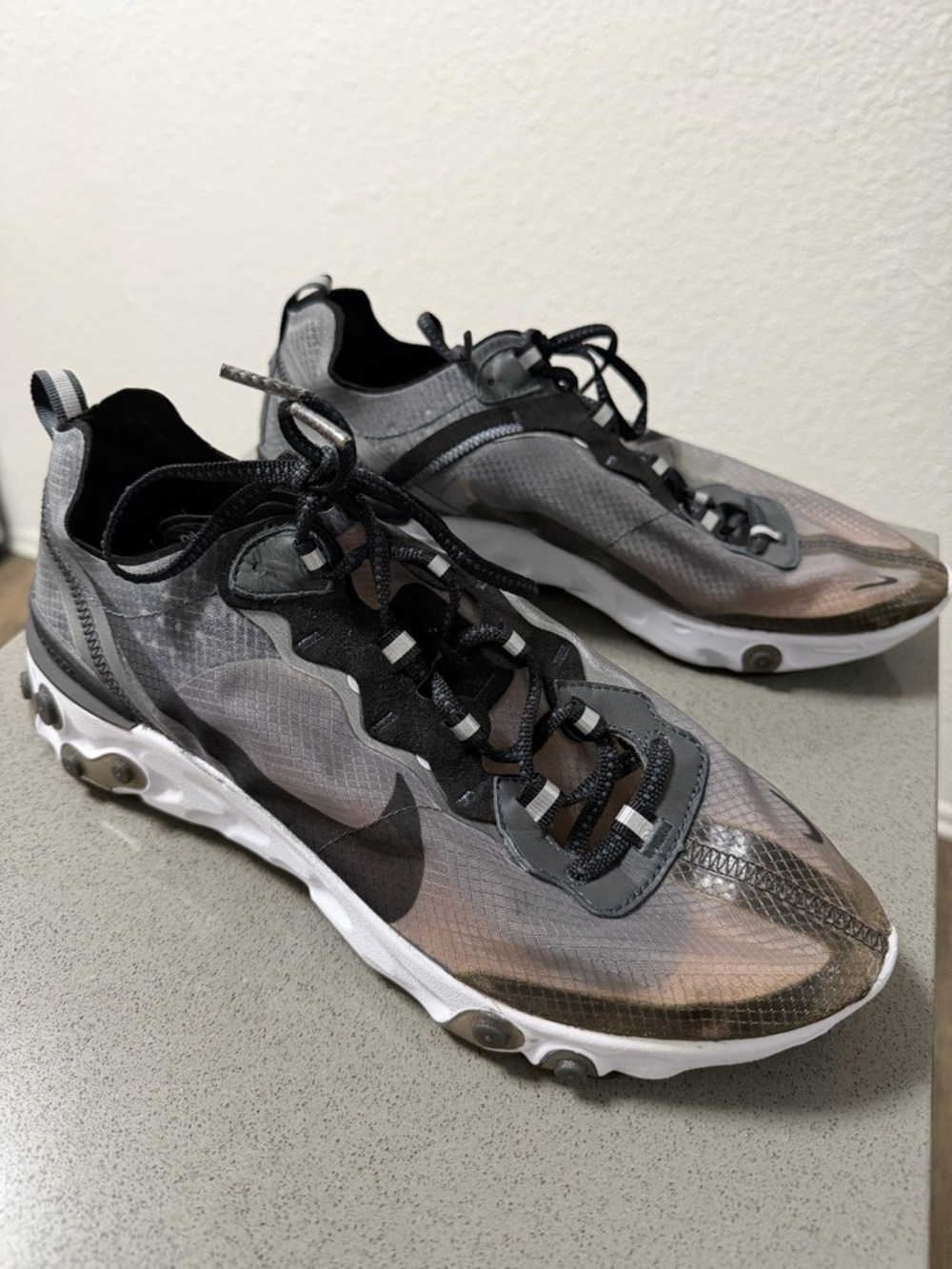 Nike Men’s Grey and Black React-Style Sneakers